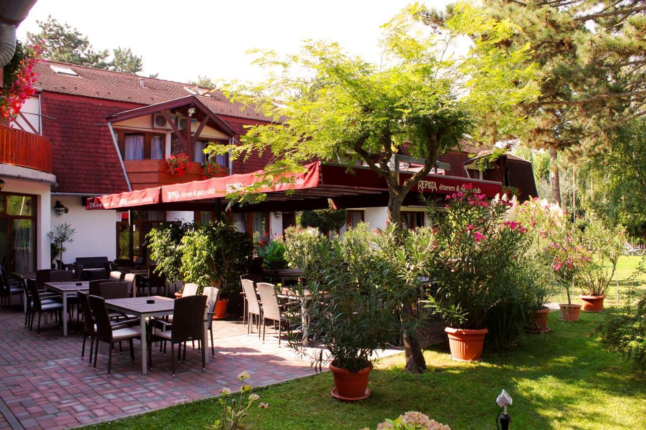 Kentaur Hotel 3*